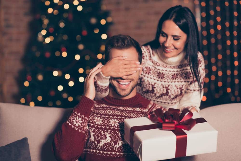 5 Best Holiday Gifts and How to Deliver Them